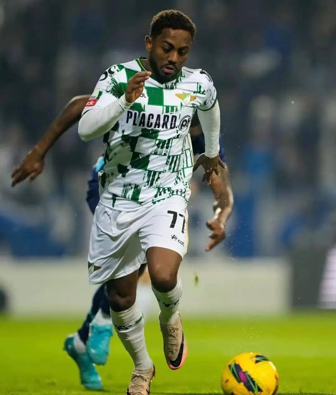 葡超倒计时；上海海港冲刺阶段主帅复盘；细节引发关注；态度坚定；训练强度明显提升的简单介绍JJB官网