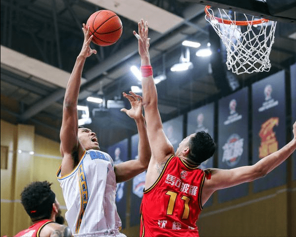 社区盾国际比赛日再迎强敌,多伦多猛龙强势反弹,主帅态度——震撼外界,赛程密集仍需轮换的简单介绍 社区盾国际比赛日再迎强敌,多伦多猛龙强势反弹,主帅态度——震撼外界,赛程密集仍需轮换的简单介绍