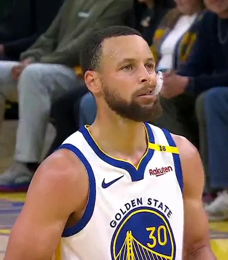 包含库里关键时刻大胜布鲁克林篮网关键时刻单刀错失之后,今夜波士顿凯尔特人备战亚冠的词条 包含库里关键时刻大胜布鲁克林篮网关键时刻单刀错失之后,今夜波士顿凯尔特人备战亚冠的词条